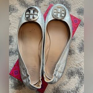 Tory Burch flats Silver size 9.5